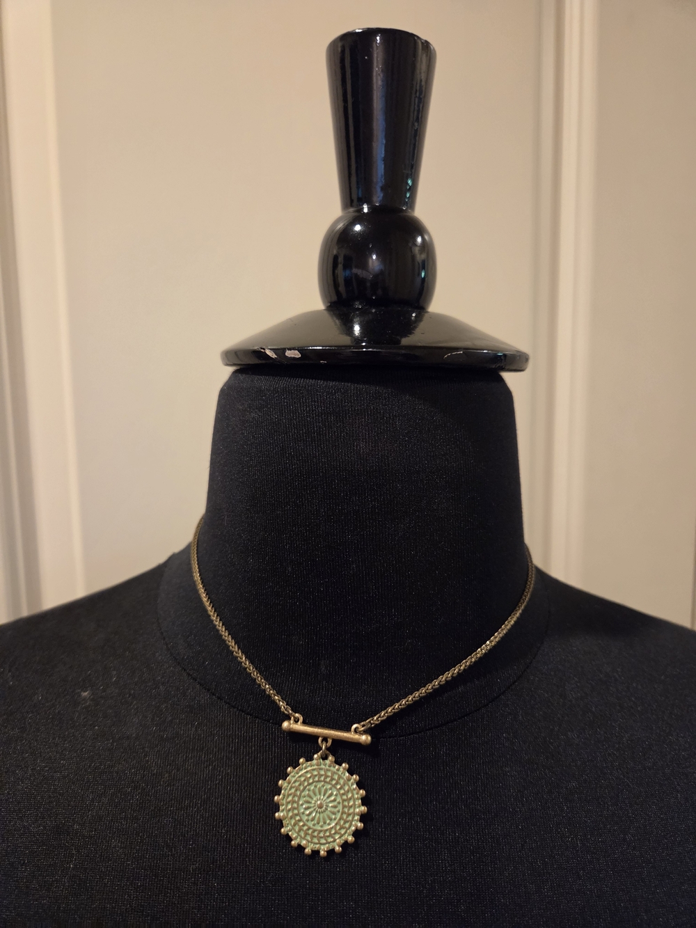Lucky Brand Gold Tone Chain Necklace with Green Sunburst Pendant